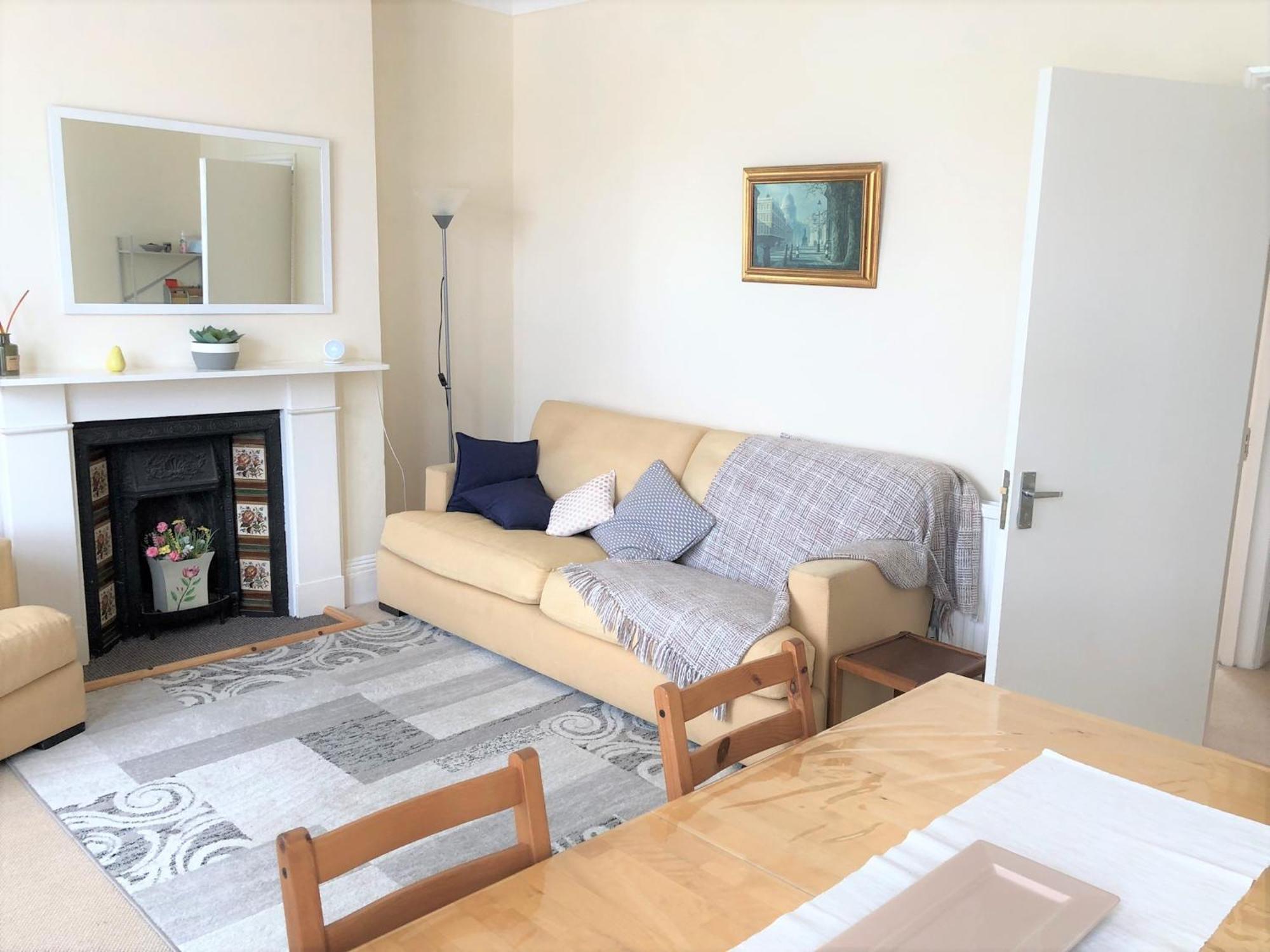 Spacious West London 2 Bedroom Apartment Bagian luar foto
