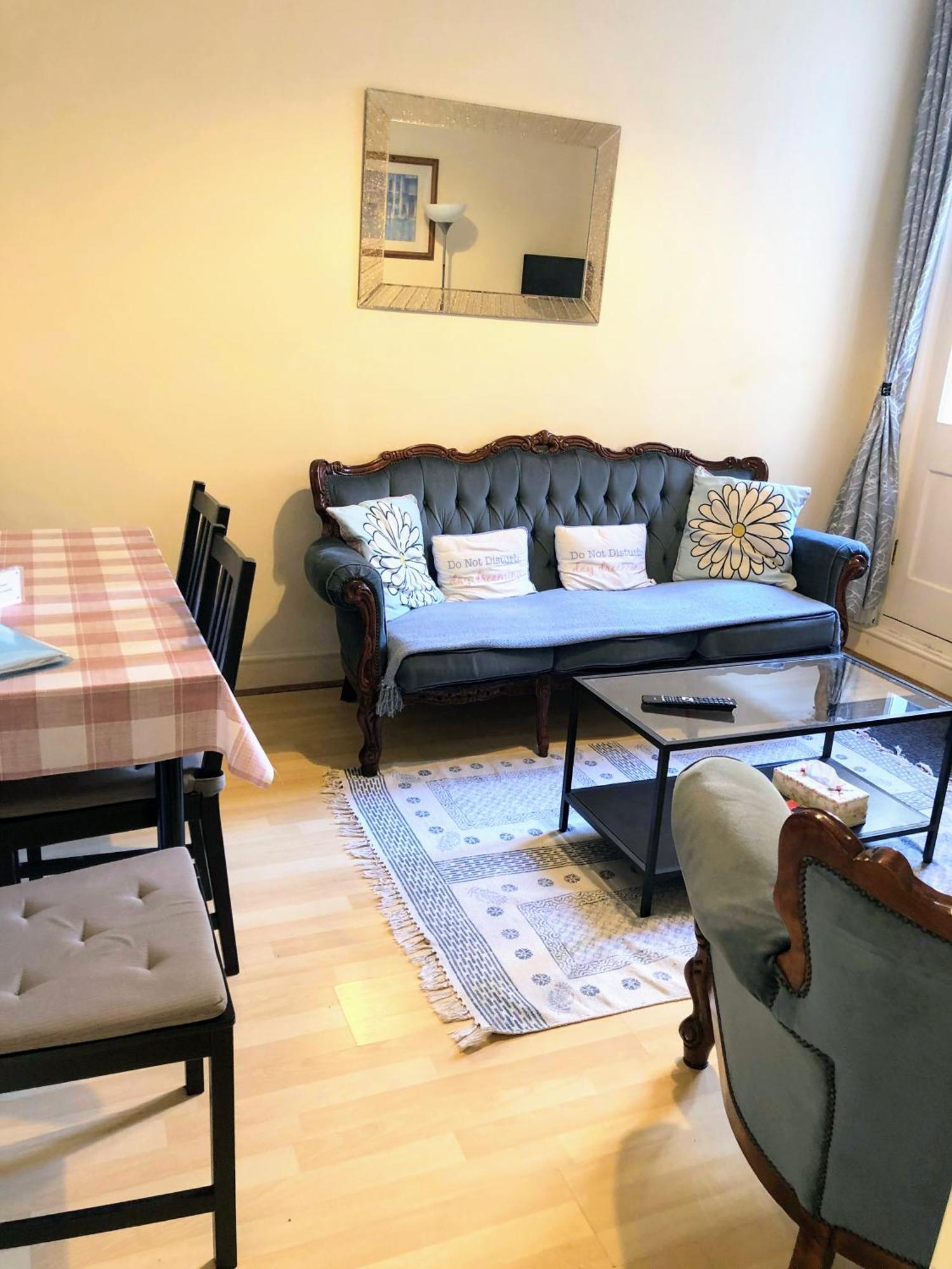 Spacious West London 2 Bedroom Apartment Bagian luar foto